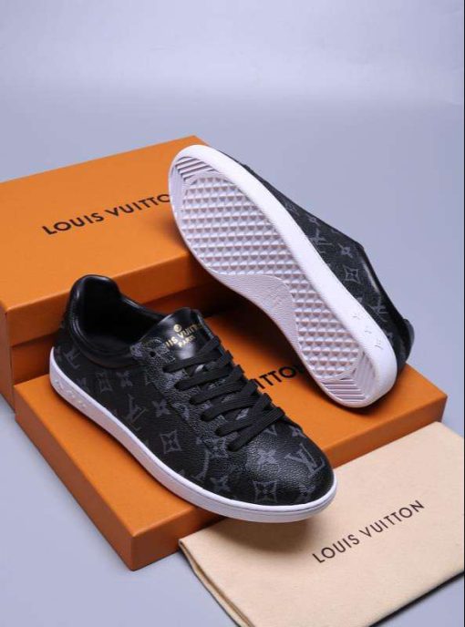 New Arrival LV Shoes Men LV008