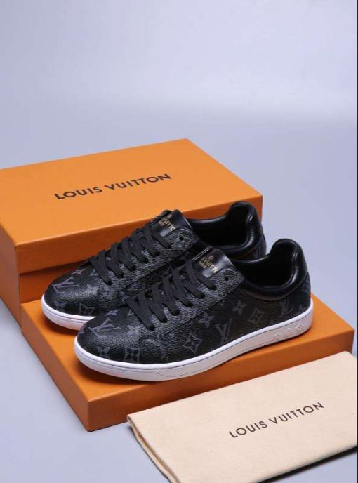 New Arrival LV Shoes Men LV008