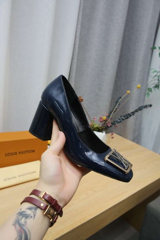 New Arrival L*V Women Shoes 011