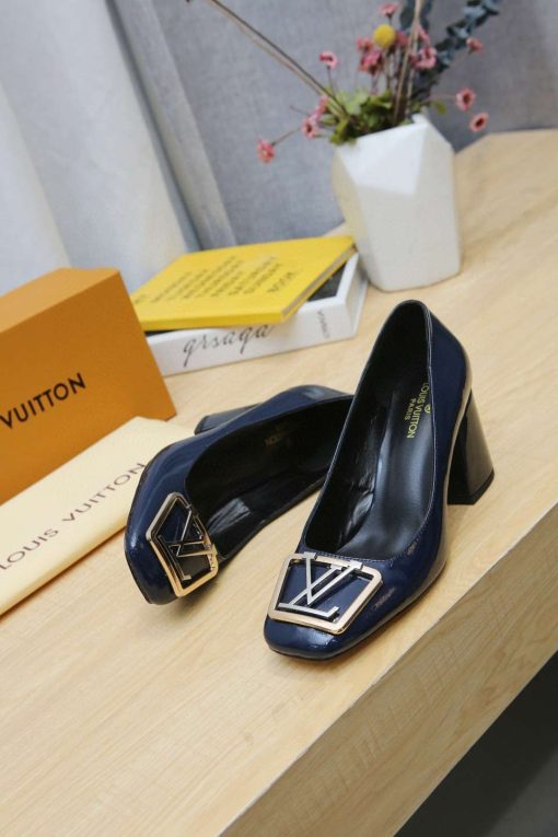 New Arrival L*V Women Shoes 011