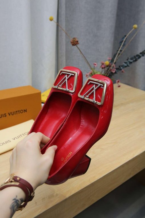 New Arrival L*V Women Shoes 011