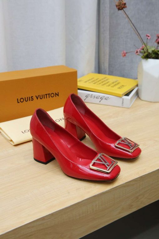 New Arrival L*V Women Shoes 011