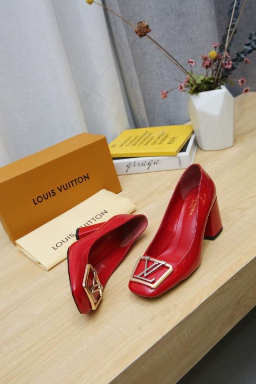 New Arrival L*V Women Shoes 011