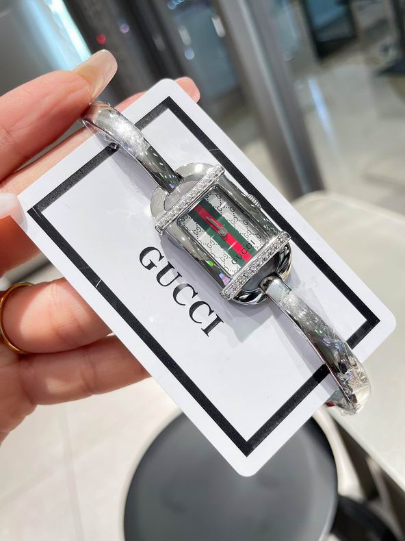 New Arrival Gucci Watch Women G022