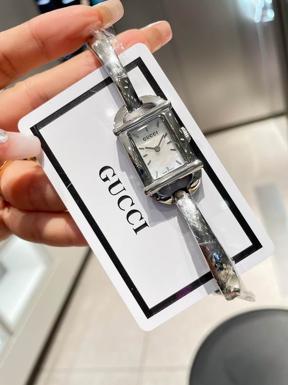 New Arrival Gucci Watch Women G021