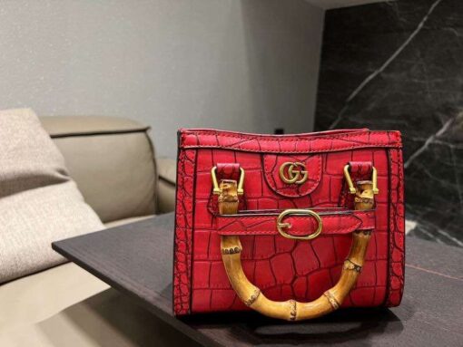 New Collection Gucci Handbag 070