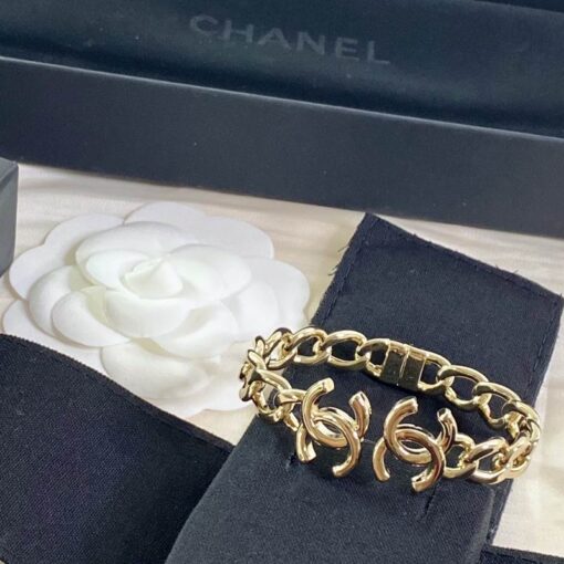 Chanel bracelet 12180203 910685