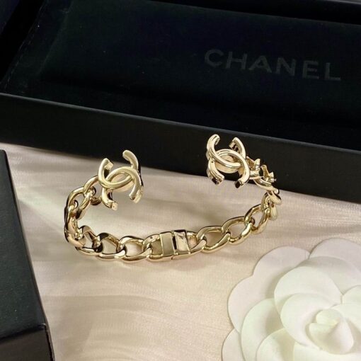 Chanel bracelet 12180204 910684