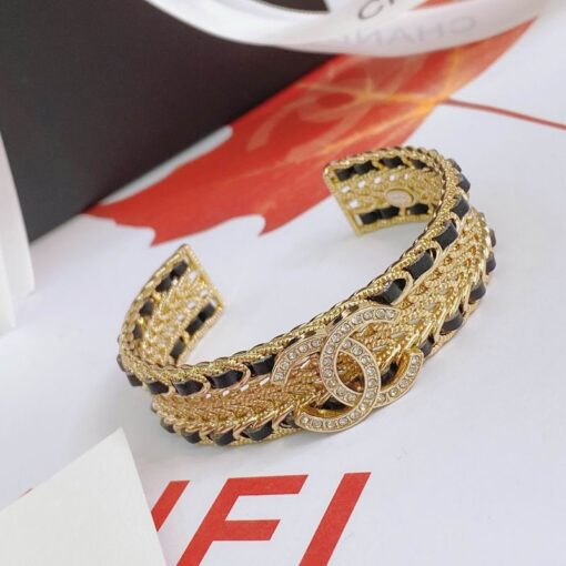 Chanel bracelet 12180901 910733