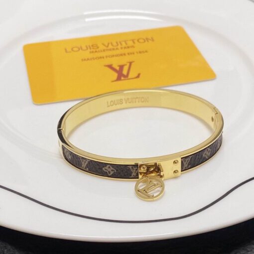 LV bracelet 02cly16508 1017207