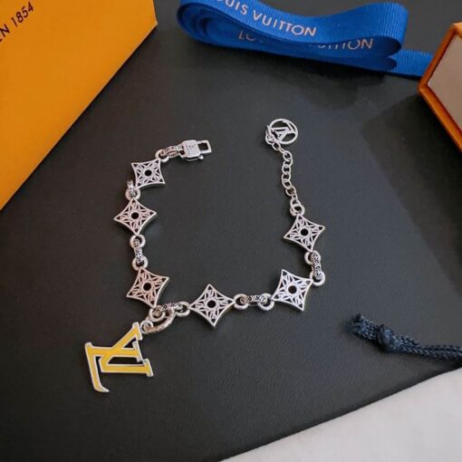 LV bracelet 02cly1801 1024816