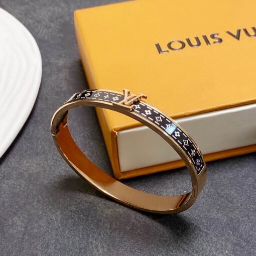 LV bracelet 02cly606 1024707