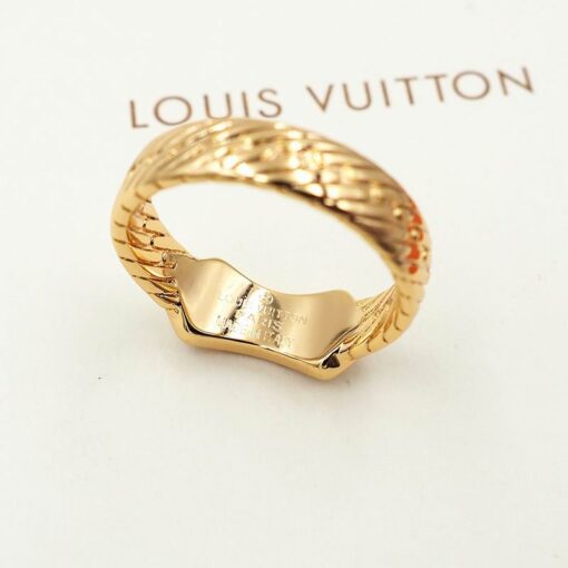 LV ring 02cly2203 1018904