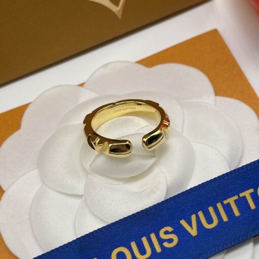 LV ring 02cly2904 1026307