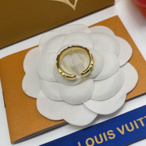 LV ring 02cly2906 1026305