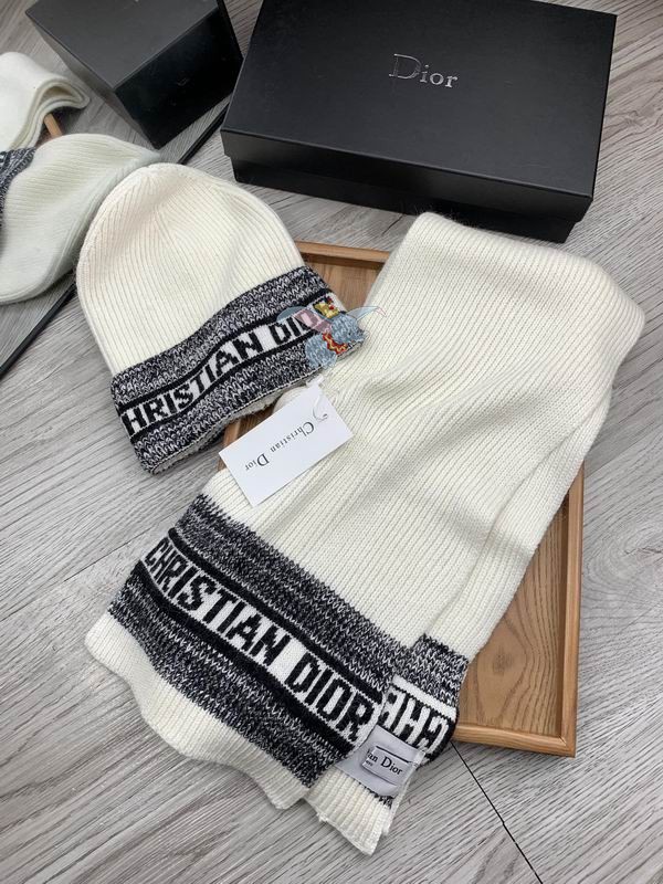 Dior Scarf Hat 1 (25) 1467673