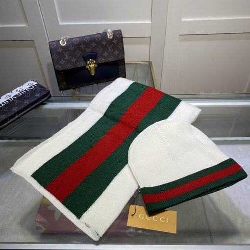 Gucci Scarf Hat 1 (1) 1468147