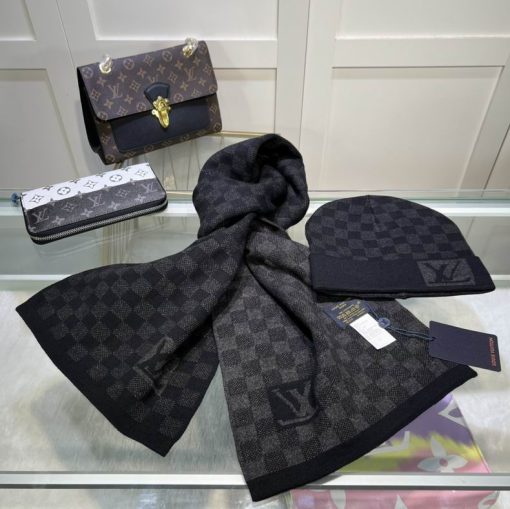 LV Scarf Hat 1 (10) 1468438