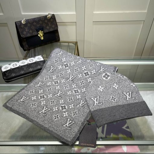 LV Scarf Hat 1 (15) 1468461