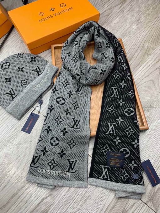 LV Scarf Hat 1 (7) 1468598