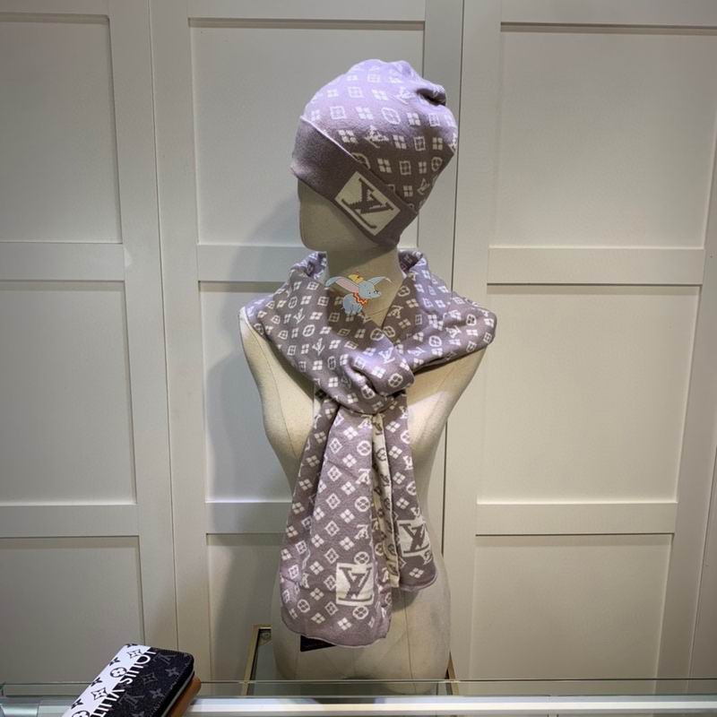 LV Scarf Hat 1 (8) 1468569