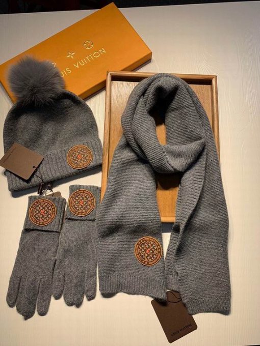 LV Scarf Hat Gloves 1 (11) 1468620