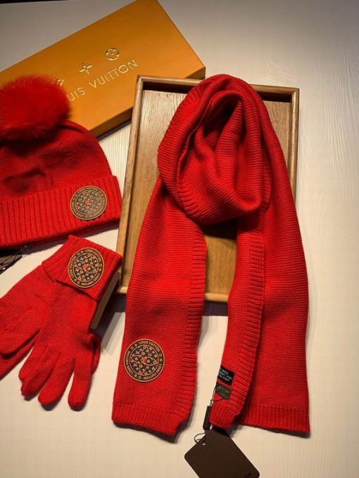 LV Scarf Hat Gloves 1 (3) 1468612