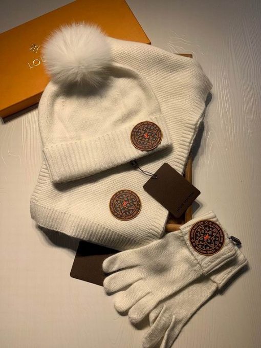 LV Scarf Hat Gloves 1 (4) 1468613