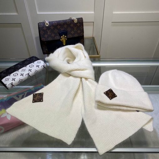 LV scarf hat 30 (25) 1463557