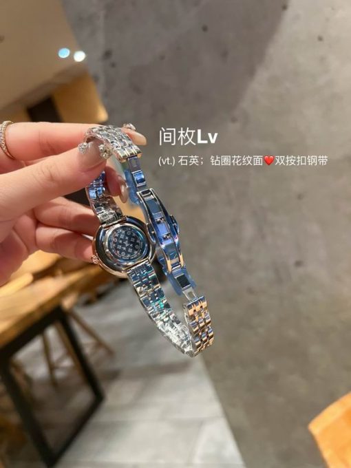 LV watch 83 (9) 1694452