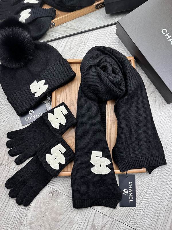 Chanel Scarf hat Gloves 02 (1) 2311234