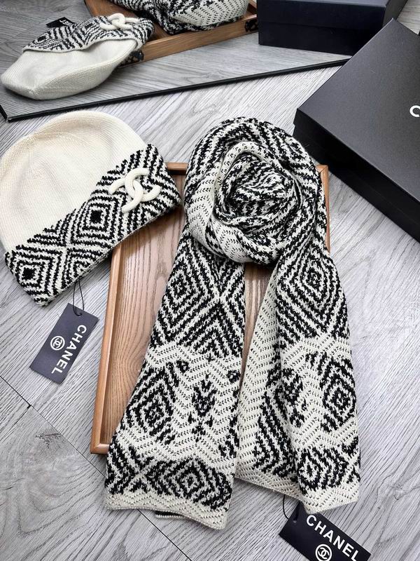 Chanel scarf hat hm (11) 2360567