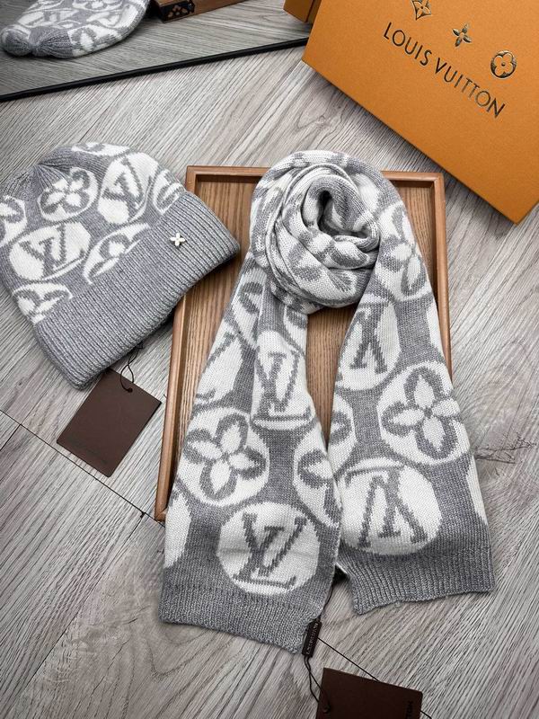 LV scarf hat (31) 2377577