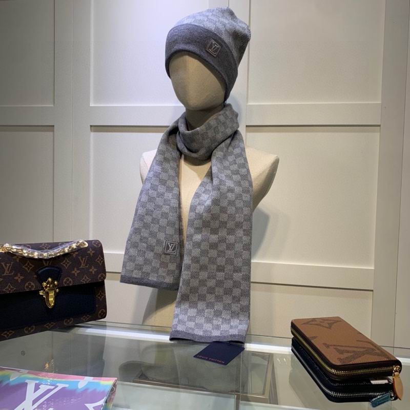 LV scarf hat dx (37) 2299846