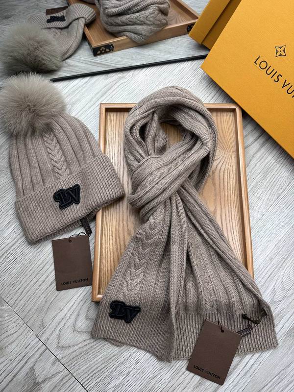 LV scarf hat hm (11) 2360498