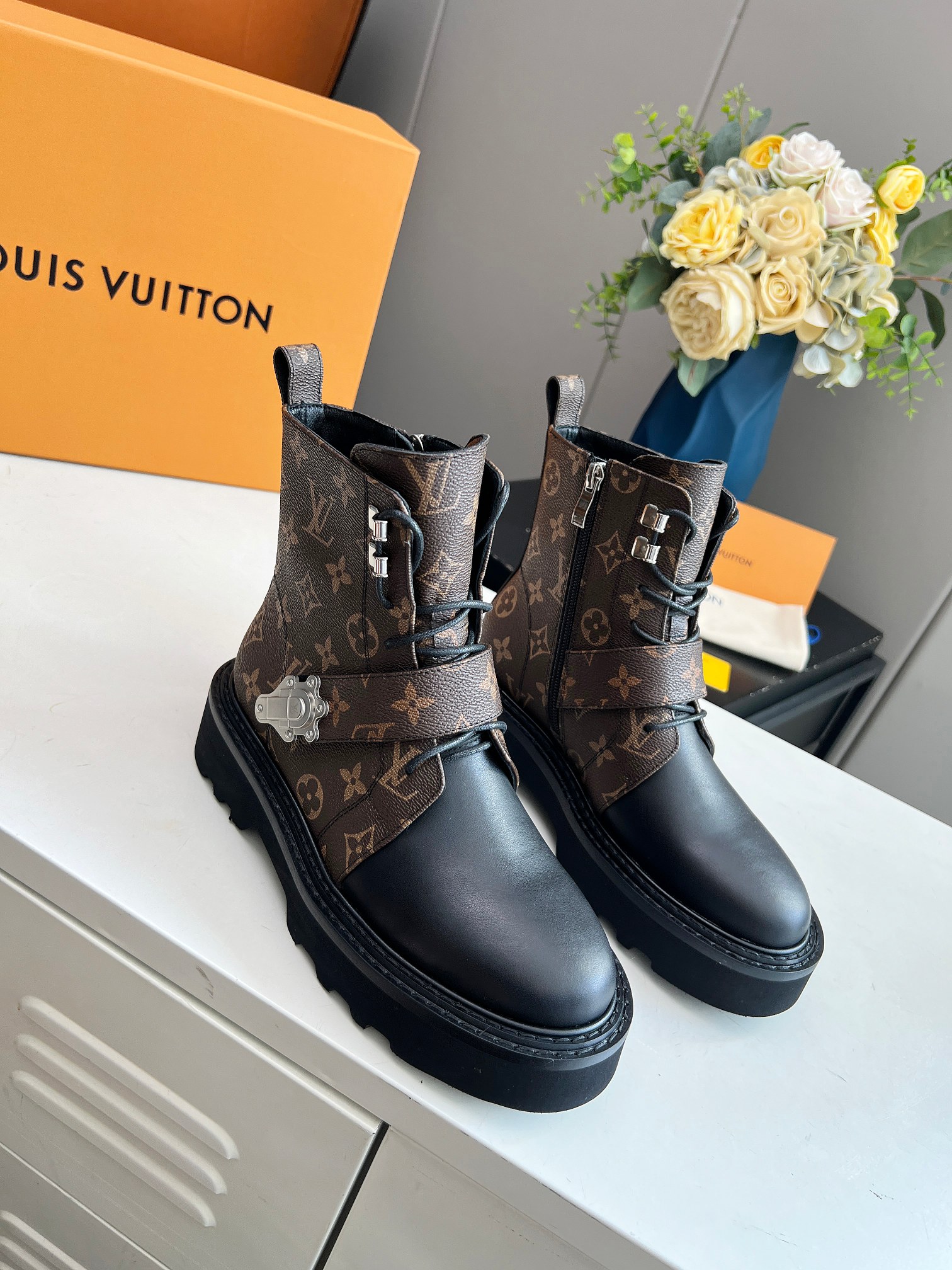 LV sz35 41 78 2113543