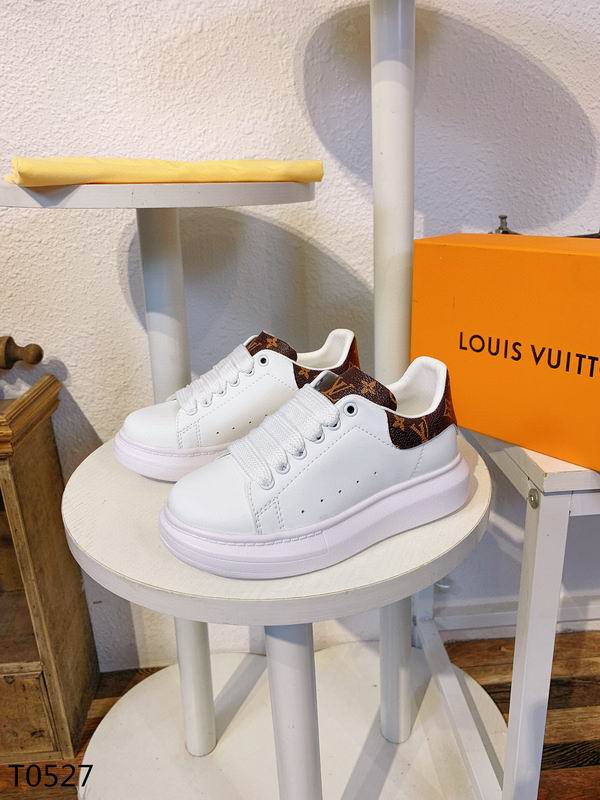 LV shoes 26 35 (1) 2464020