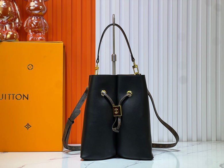 Bloom M13843 16x21x21cm ss1 1956409