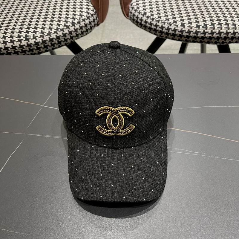 Chanel cap (215) 2932164
