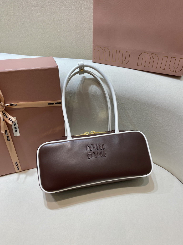 Miumiu Beau 5BB173 28x11 5x8cm AP2 1957800