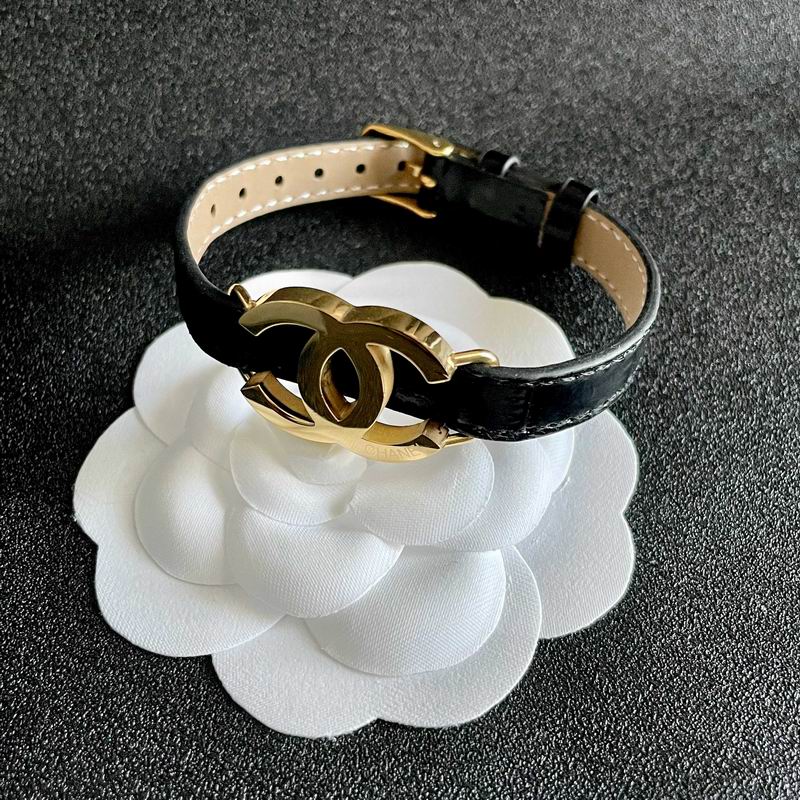 Chanel bracelet 06yxh03 (2) 3049116