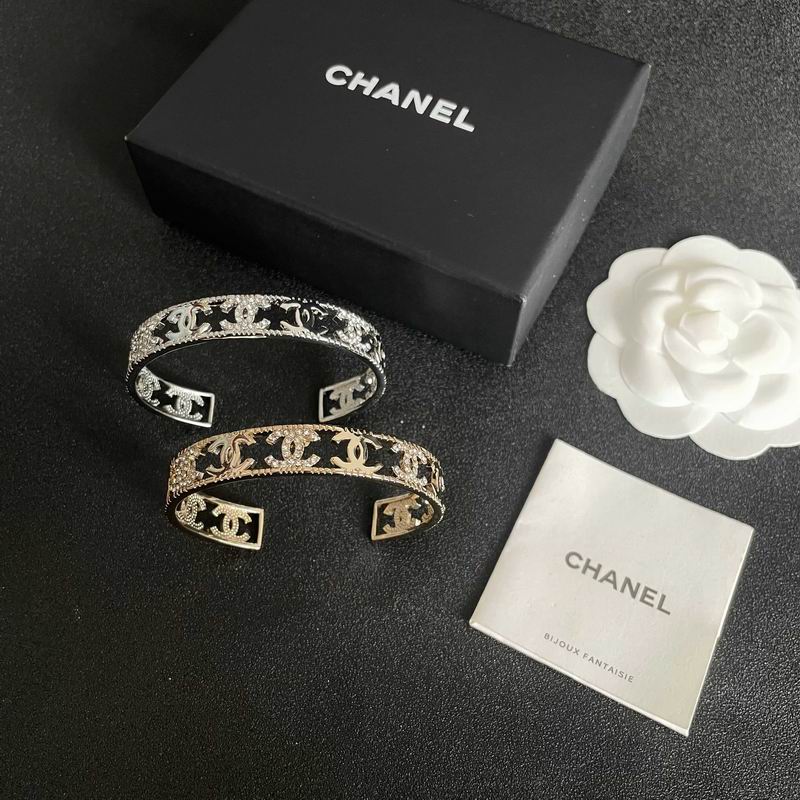 Chanel bracelet 06yxh04 (1) 3049128