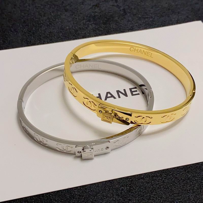 Chanel bracelet 07yxh07 (1) 3052517