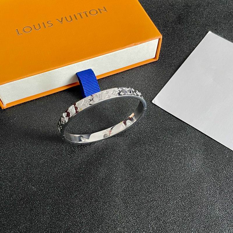 LV Bracelet 07yxh10 (1) 3025536