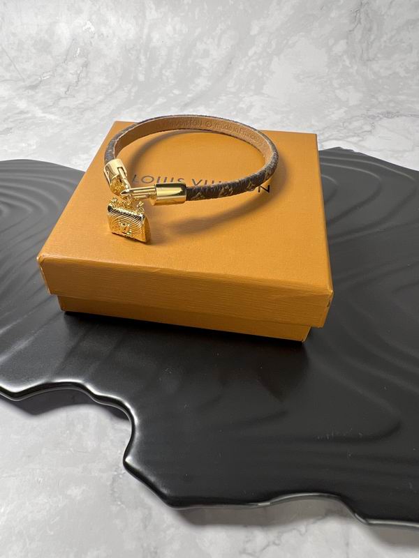 LV Bracelet 07yxh18 (1) 3025582