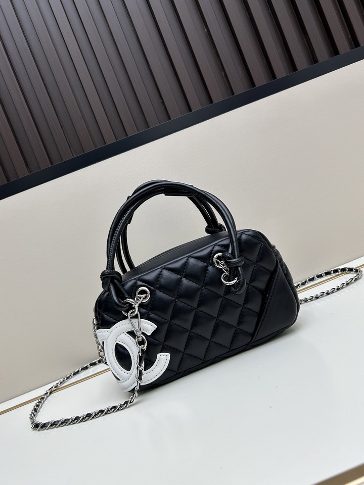 Chanel 611 23x12x9cm jj1 1973854