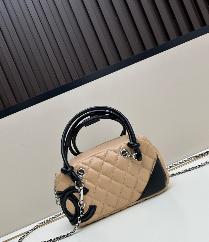 Chanel 611 23x12x9cm jj21 1973871