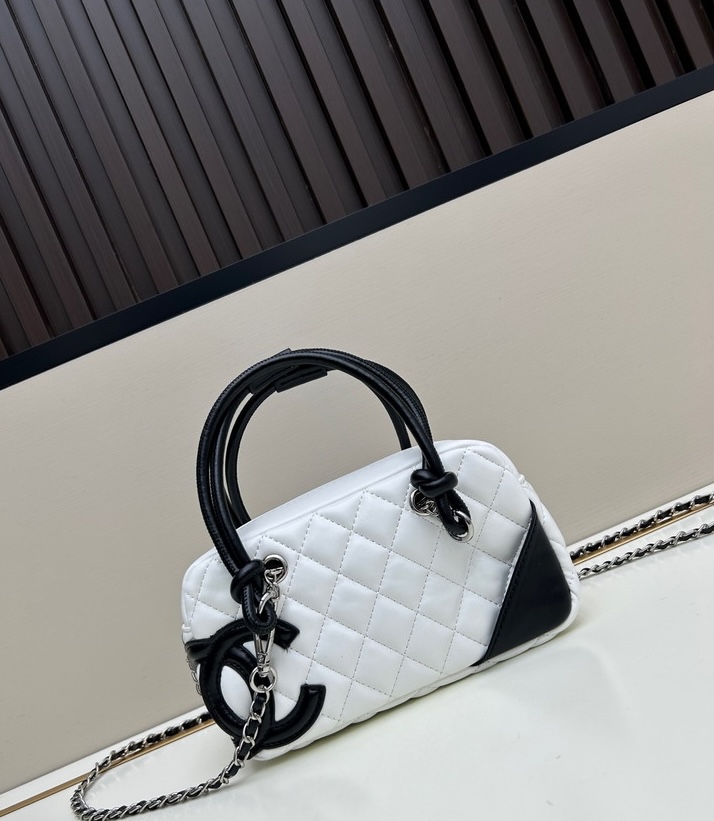 Chanel 611 23x12x9cm jj31 1973879