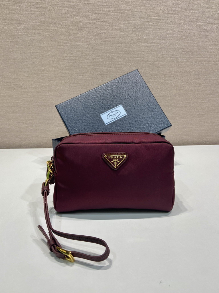 Prada 1NS021 17x11x5 5cm AP51 1974257