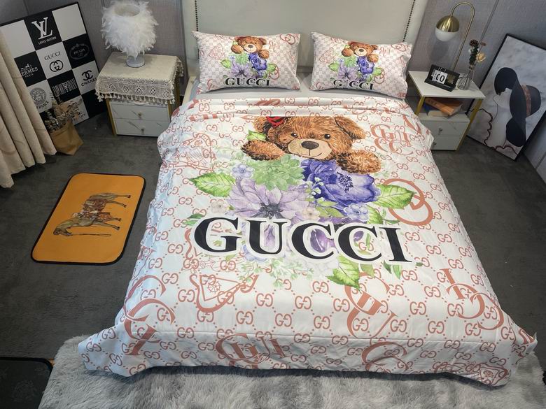 Gucci 2.0x2.3m (1) 3133317